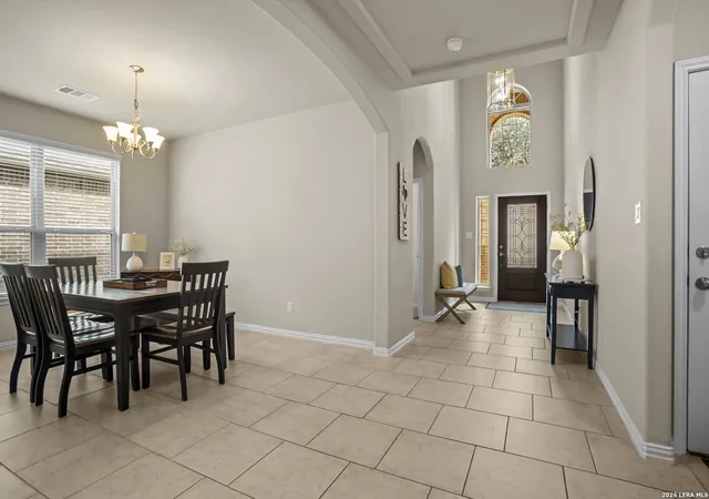 Photo 4 of Single family home for sale at 113 Fernwood, Schertz, TX 78108 | MLS# 2016529 | Listing updated on 2026-09-25