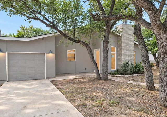 Photo 1 of Single family home for sale at 1454 Bob White Dr, Spring Branch, TX 78070 | MLS# 2016530 | Listing updated on 2026-09-25