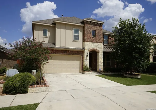 Photo 2 of Single family home for sale at 105 Vail Dr, Boerne, TX 78006 | MLS# 2016587 | Listing updated on 2026-09-26