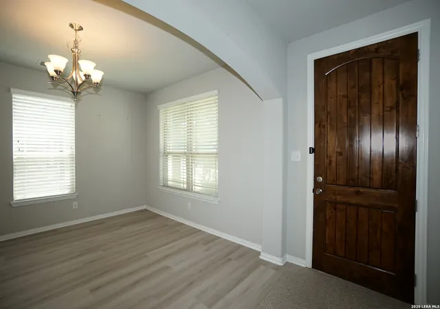 Photo 3 of Single family home for sale at 105 Vail Dr, Boerne, TX 78006 | MLS# 2016587 | Listing updated on 2026-09-26