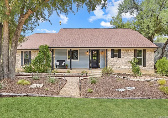 Photo 1 of Single family home for sale at 8 Woodcreek Dr, Wimberley, TX 78676 | MLS# 2016589 | Listing updated on 2026-09-26