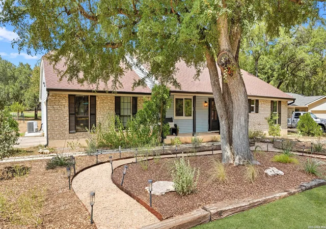 Photo 2 of Single family home for sale at 8 Woodcreek Dr, Wimberley, TX 78676 | MLS# 2016589 | Listing updated on 2026-09-26