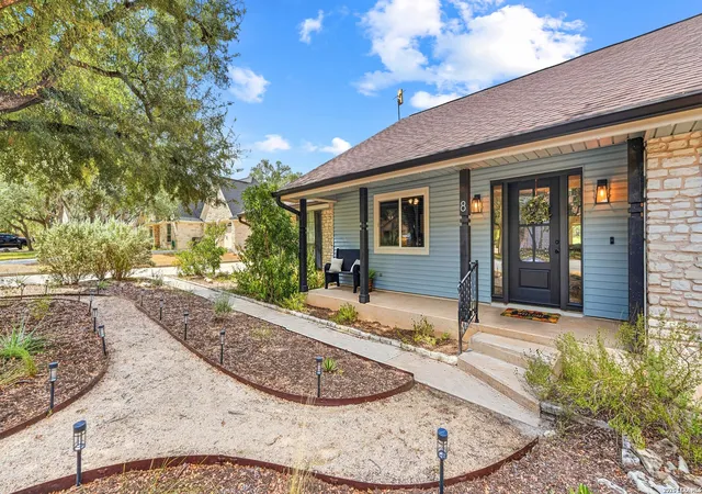 Photo 3 of Single family home for sale at 8 Woodcreek Dr, Wimberley, TX 78676 | MLS# 2016589 | Listing updated on 2026-09-26