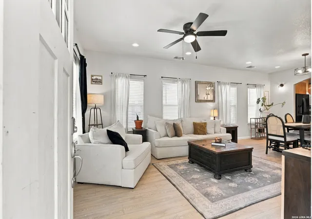 Photo 2 of Single family home for sale at 215 W High Ave, San Antonio, TX 78210 | MLS# 2016620 | Listing updated on 2026-09-29