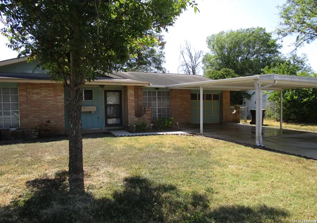 Photo 1 of Single family home for sale at 1509 Oak St, Schertz, TX 78154 | MLS# 2016670 | Listing updated on 2026-10-08