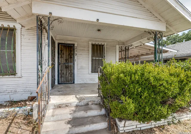 Photo 2 of Single family home for sale at 239 Walton Ave, San Antonio, TX 78225 | MLS# 2016733 | Listing updated on 2026-09-26