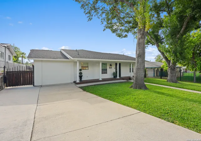 Photo 1 of Single family home for sale at 1614 Laven Dr, San Antonio, TX 78228 | MLS# 2016742 | Listing updated on 2026-09-15