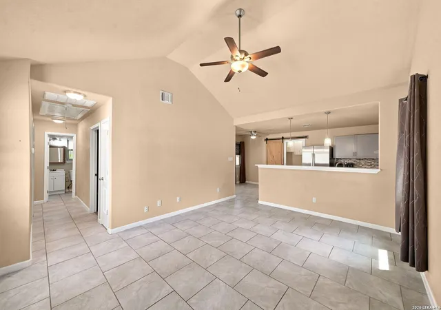 Photo 4 of Single family home for sale at 2046 Blueridge Dr, Canyon Lake, TX 78133 | MLS# 2016809 | Listing updated on 2026-10-22