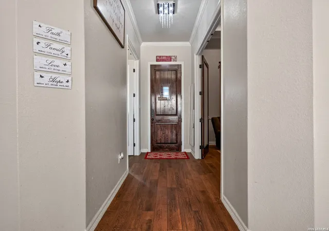 Photo 3 of Single family home for sale at 726 Abbott Cv, St. Hedwig, TX 78152 | MLS# 2016830 | Listing updated on 2026-09-26