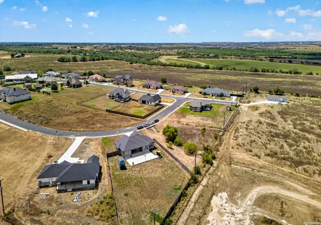 Photo 42 of Single family home for sale at 726 Abbott Cv, St. Hedwig, TX 78152 | MLS# 2016830 | Listing updated on 2026-09-26