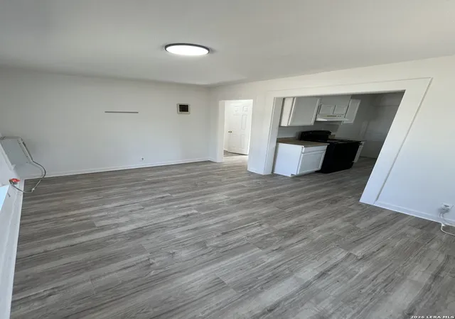 Photo 2 of Single family home for sale at 904 Pine, Floresville, TX 78114 | MLS# 2016846 | Listing updated on 2026-09-26