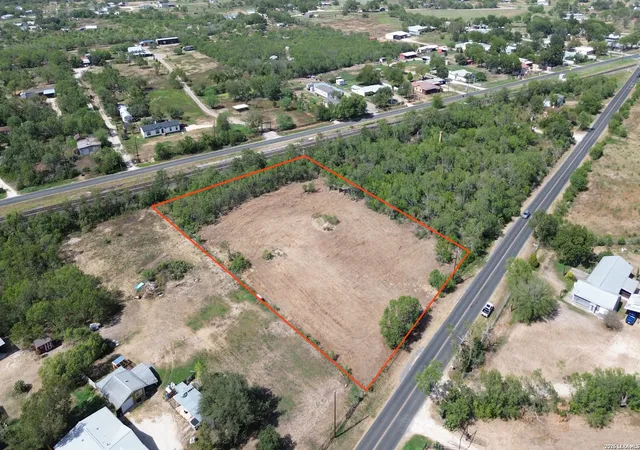 Land for sale at 12323 Pearsall Rd, Atascosa, TX 78002 | MLS# 2016869