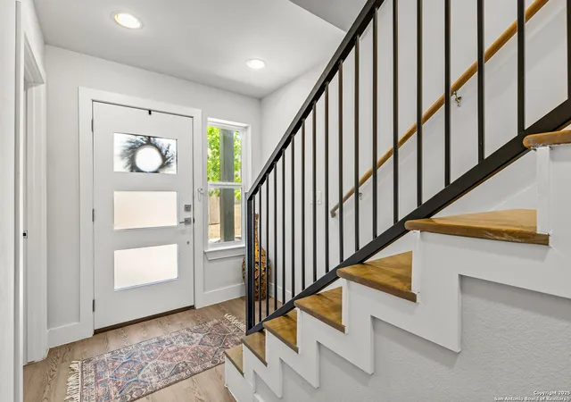 Photo 2 of Condo for sale at 415 Ira Ave #UNIT 2102, San Antonio, TX 78209 | MLS# 2016932 | Listing updated on 2026-09-27
