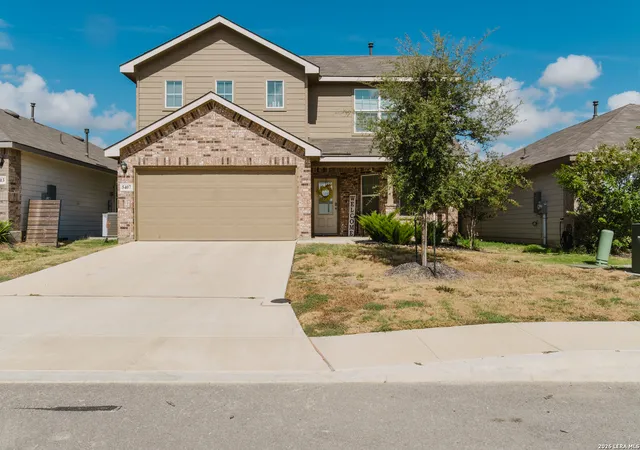 Photo 3 of Single family home for sale at 5407 Champs Elysees, St. Hedwig, TX 78152 | MLS# 2016936 | Listing updated on 2026-09-27