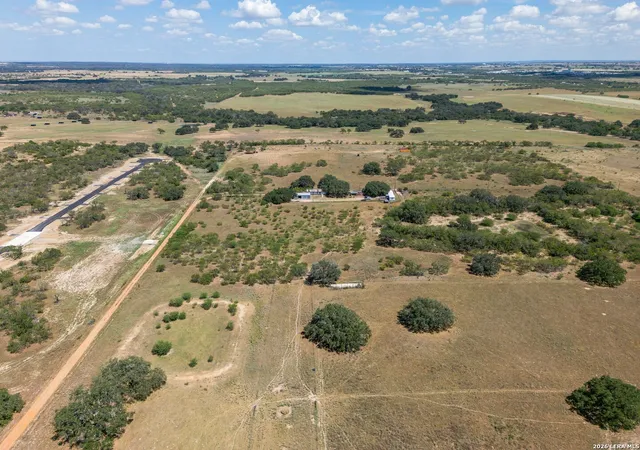 Photo 1 of Single family home for sale at 815 Verdi Rd, Pleasanton, TX 78064 | MLS# 2016937 | Listing updated on 2026-09-28