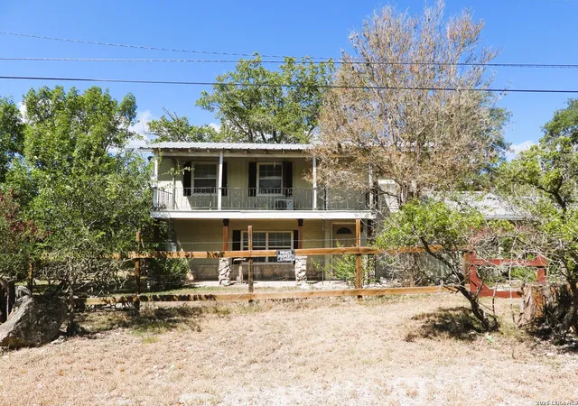Photo 1 of Single family home for sale at 484 Ave R, Lakehills, TX 78063 | MLS# 2016998 | Listing updated on 2026-10-07