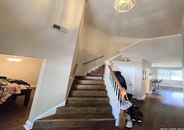 Photo 4 of Single family home for sale at 8419 Branch Holw Dr, Universal City, TX 78148 | MLS# 2017007 | Listing updated on 2026-09-16