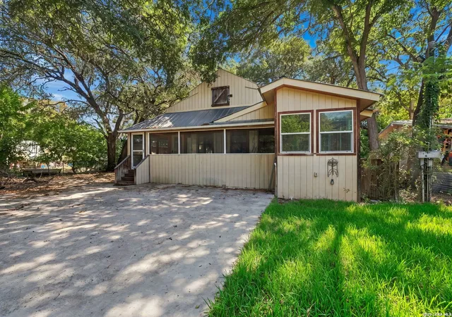 Photo 2 of Sale Pending at 25314 Ima Ruth Pkwy, San Antonio, TX 78257 | MLS# 2017015 | Listing updated on 2026-09-24