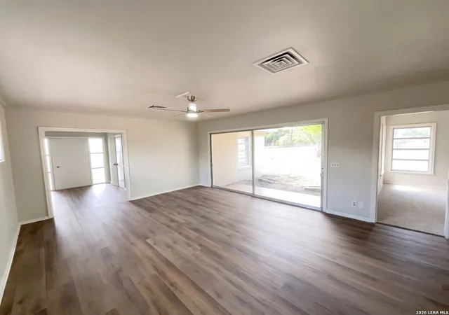 Photo 3 of Sale Pending at 1205 G St, Floresville, TX 78114 | MLS# 2017017 | Listing updated on 2026-09-29