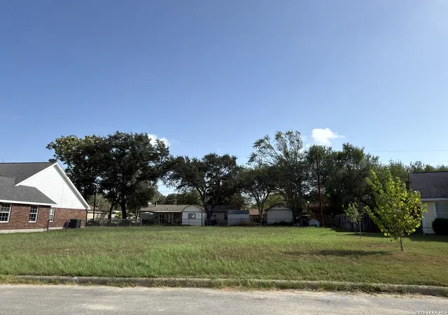 Photo 3 of Land for sale at 1017 Verbena Loop, Floresville, TX 78114 | MLS# 2017041 | Listing updated on 2026-09-27
