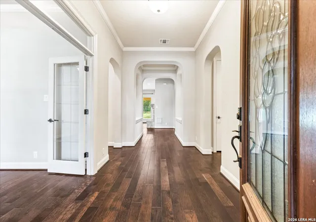 Photo 3 of Single family home for sale at 19414 Arrowood Pl, San Antonio, TX 78266 | MLS# 2017055 | Listing updated on 2026-09-27