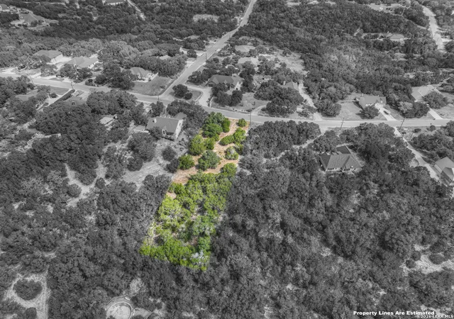 Photo 3 of Sale Pending at 462 Toye Blvd, Canyon Lake, TX 78133 | MLS# 2017059 | Listing updated on 2026-09-29