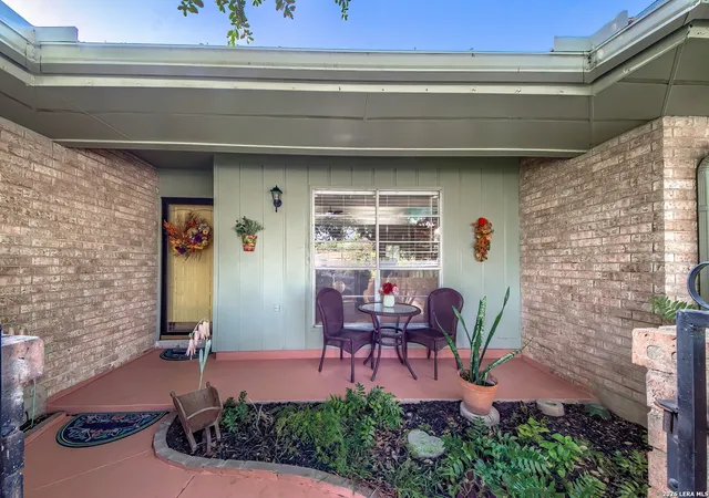 Photo 3 of Sale Pending at 4114 Smokey Bnd Way, San Antonio, TX 78217 | MLS# 2017081 | Listing updated on 2026-09-28