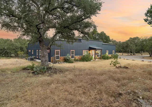 Single family home for sale at 105 Dillard Ln, Bergheim, TX 78004 | MLS# 2017138