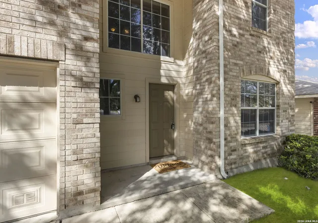 Photo 3 of Single family home for sale at 125 Pinto Pl, Cibolo, TX 78108 | MLS# 2017162 | Listing updated on 2026-09-27
