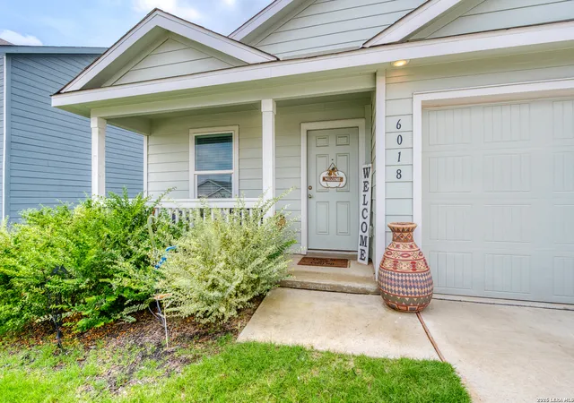 Photo 3 of Single family home for sale at 6018 Companion Loop, Bulverde, TX 78163 | MLS# 2017195 | Listing updated on 2026-09-28