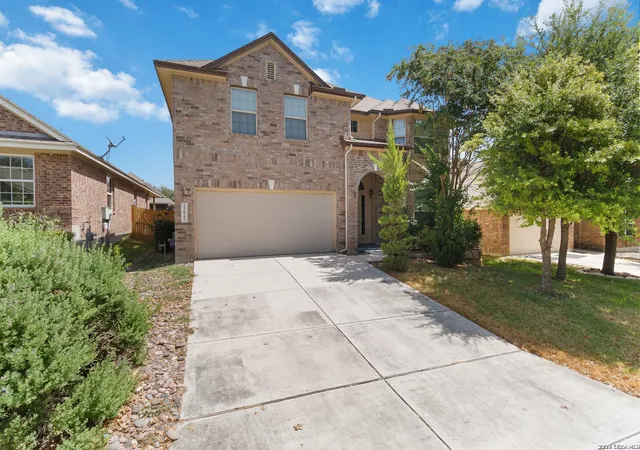 Photo 2 of Single family home for sale at 25022 Elwell Pt, San Antonio, TX 78255 | MLS# 2017198 | Listing updated on 2026-10-07