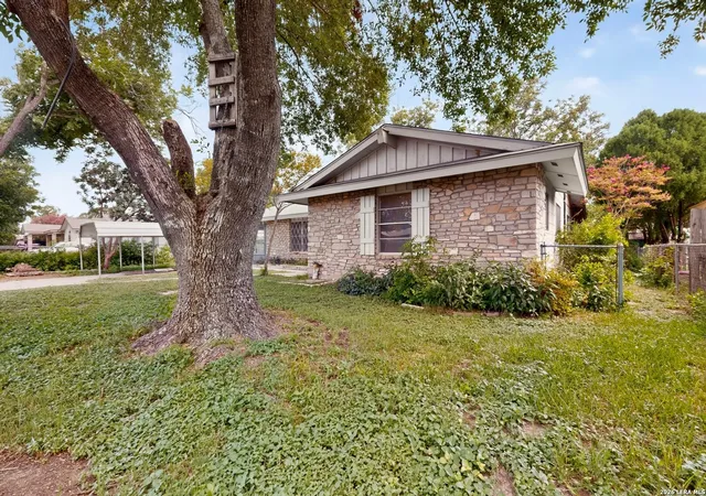 Photo 2 of Single family home for sale at 5215 Village Row, San Antonio, TX 78218 | MLS# 2017202 | Listing updated on 2026-09-23