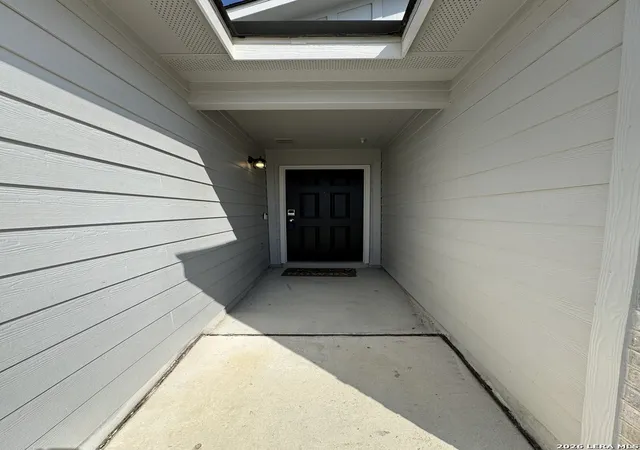 Photo 2 of Single family home for sale at 1156 Limestone Rdg, Seguin, TX 78155 | MLS# 2017221 | Listing updated on 2026-09-28