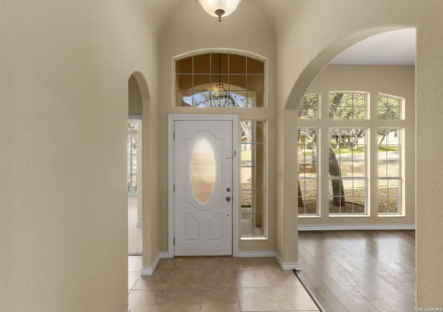 Photo 4 of Single family home for sale at 17310 Mount Everest St, San Antonio, TX 78232 | MLS# 2017231 | Listing updated on 2026-09-19