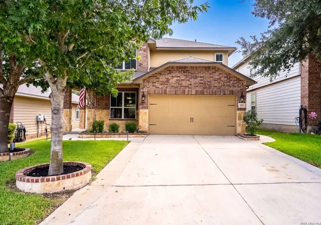 Photo 2 of Sale Pending at 131 Tufted Crst, San Antonio, TX 78253 | MLS# 2017234 | Listing updated on 2026-09-29