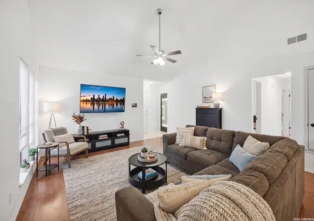 Photo 1 of Single family home for sale at 7250 Rimwood St, Live Oak, TX 78233 | MLS# 2017257 | Listing updated on 2026-09-28