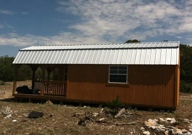 Photo 3 of House for sale at 6544 Antler Dr, Fort Mc Kavett, TX 76841 | MLS# 2017259 | Listing updated on 2026-09-28