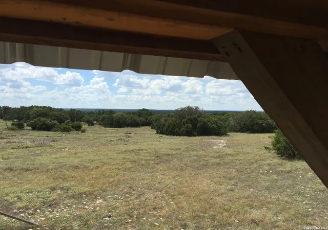 Photo 4 of House for sale at 6544 Antler Dr, Fort Mc Kavett, TX 76841 | MLS# 2017259 | Listing updated on 2026-09-28