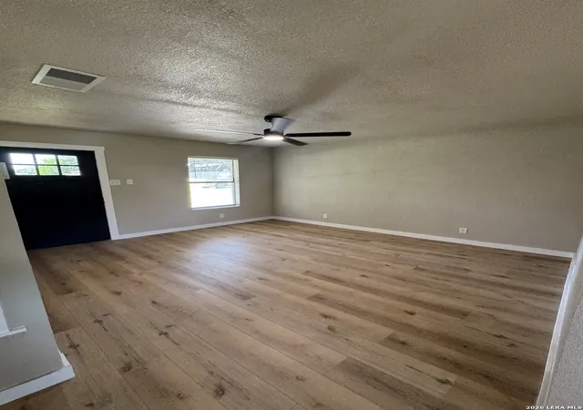 Photo 3 of Single family home for sale at 610 Franklin Blvd, Pleasanton, TX 78064 | MLS# 2017445 | Listing updated on 2026-09-28