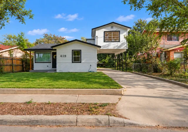 Photo 3 of Single family home for sale at 419 Vickers, San Antonio, TX 78211 | MLS# 2017510 | Listing updated on 2026-10-12