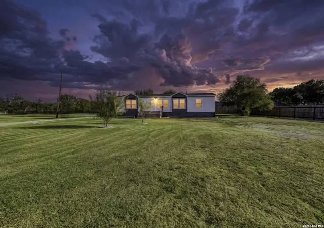 Photo 1 of Single family home for sale at 680 Se Front Ave E, Sabinal, TX 78881 | MLS# 2017513 | Listing updated on 2026-09-28