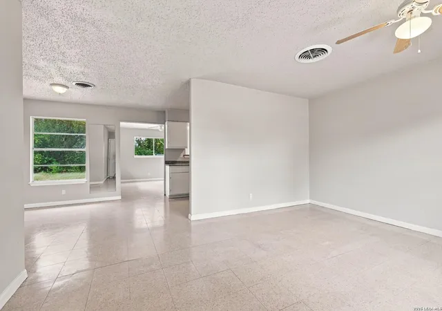 Photo 3 of Single family home for sale at 1807 Harness Ln, San Antonio, TX 78227 | MLS# 2017521 | Listing updated on 2026-09-29