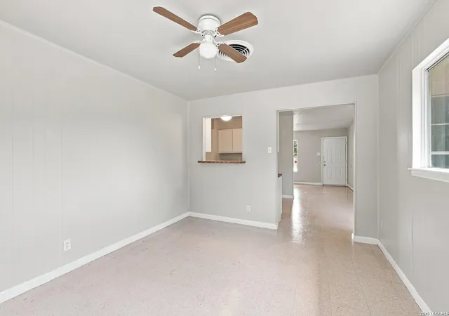 Photo 4 of Single family home for sale at 1807 Harness Ln, San Antonio, TX 78227 | MLS# 2017521 | Listing updated on 2026-09-29