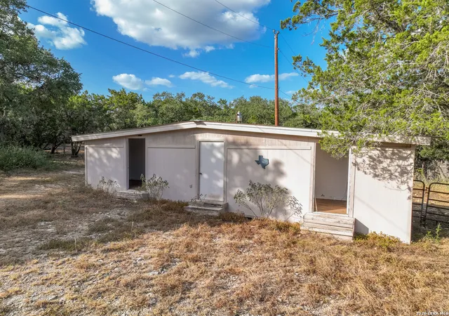 Photo 3 of Land for sale at 315 Private Rd 235, Hondo, TX 78861 | MLS# 2017535 | Listing updated on 2026-09-29