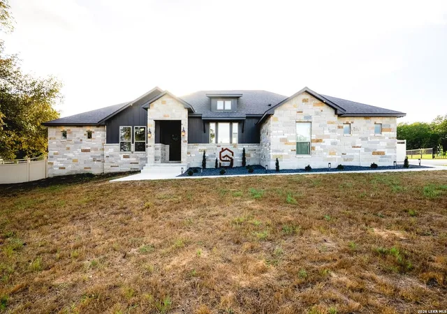 Photo 1 of Single family home for sale at 109 Owen Ridge Dr, La Vernia, TX 78121 | MLS# 2017540 | Listing updated on 2026-09-29