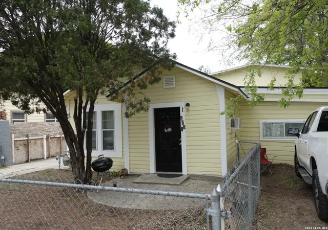 Photo 3 of Multi family home for sale at 223 Bee St, San Antonio, TX 78208 | MLS# 2017557 | Listing updated on 2026-09-29