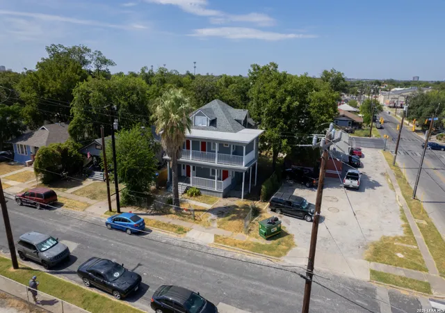 Photo 2 of Multi family home for sale at 419 Harding Pl, San Antonio, TX 78203 | MLS# 2017558 | Listing updated on 2026-09-29