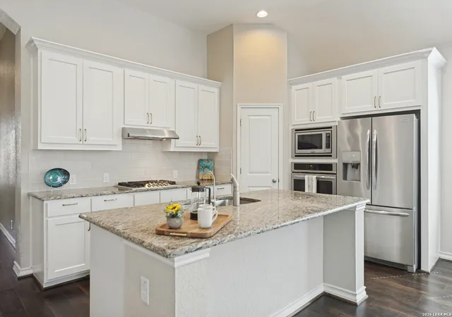 Photo 3 of Single family home for sale at 9750 Monken, Boerne, TX 78006 | MLS# 2017570 | Listing updated on 2026-09-29