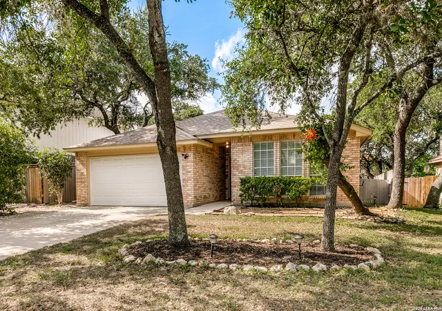 Photo 2 of Single family home for sale at 8602 Timber Pl, San Antonio, TX 78250 | MLS# 2017571 | Listing updated on 2026-09-30