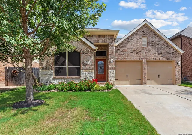 Photo 2 of Single family home for sale at 217 Split Rail Dr, San Marcos, TX 78666 | MLS# 2017612 | Listing updated on 2026-09-29